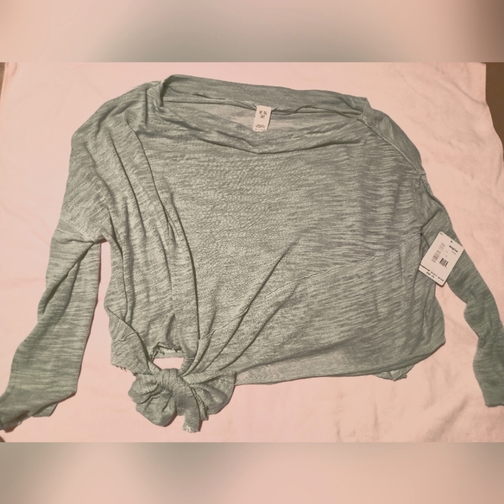 We The Free, Slouchy tee, Women's Large, NWT